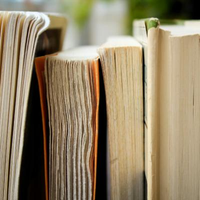 우리에게 필요한 책 틈 사이: 전주 도서관의 틈