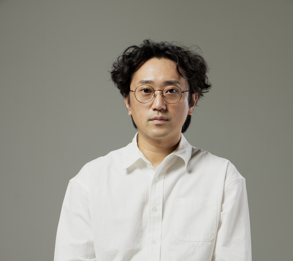 김홍